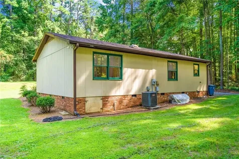 5402 Newland Drive Julian NC 27283