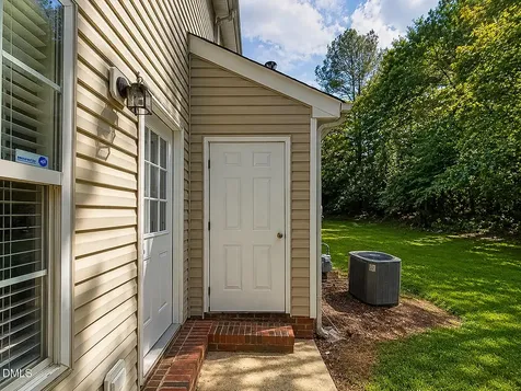 1610 Briarmont Court Raleigh NC 27610