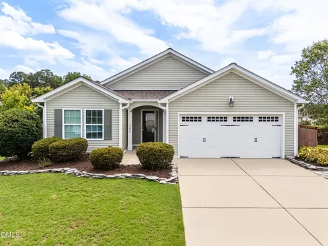 1121 Arden Trace Court Fuquay Varina NC 27526