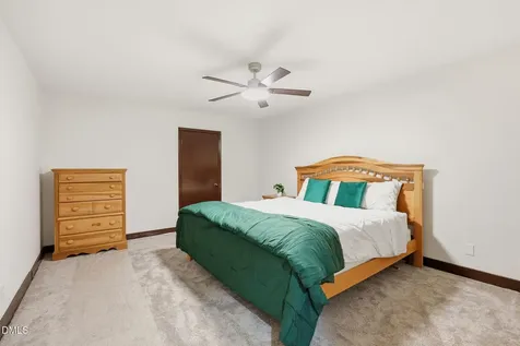 6 Saint James Court Durham NC 27713