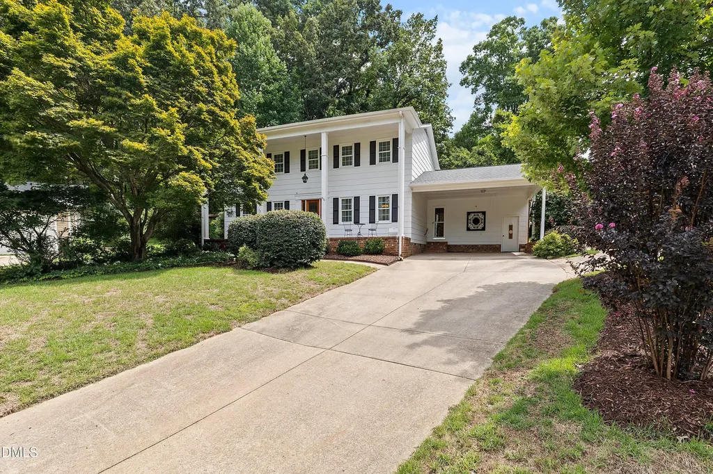 911 Emory Lane Raleigh NC 27609