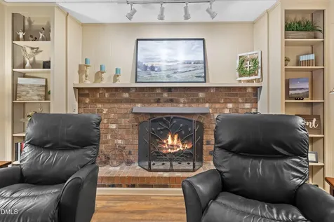 911 Emory Lane Raleigh NC 27609