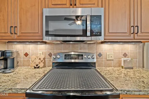 911 Emory Lane Raleigh NC 27609