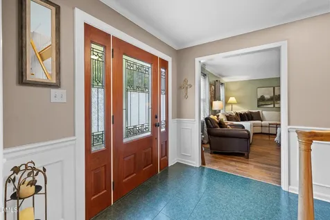 911 Emory Lane Raleigh NC 27609