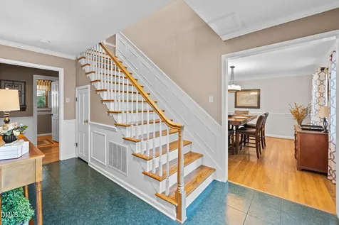 911 Emory Lane Raleigh NC 27609