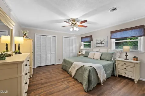 911 Emory Lane Raleigh NC 27609