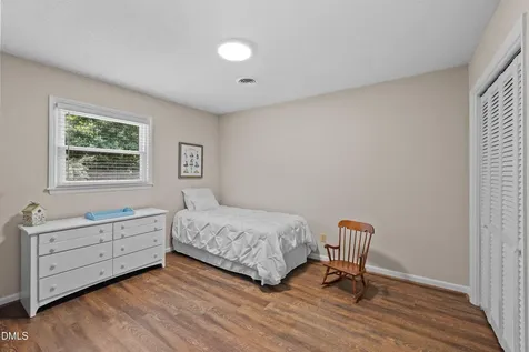 911 Emory Lane Raleigh NC 27609
