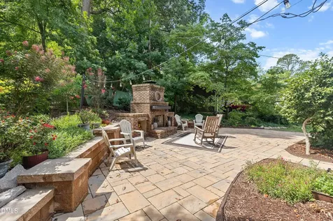 911 Emory Lane Raleigh NC 27609