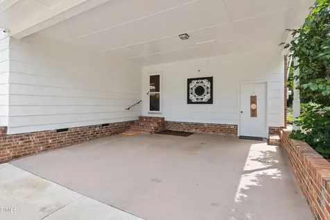 911 Emory Lane Raleigh NC 27609
