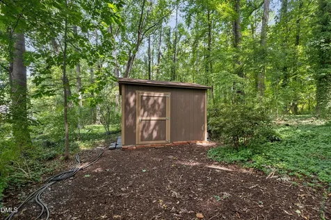 911 Emory Lane Raleigh NC 27609