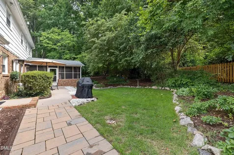 911 Emory Lane Raleigh NC 27609