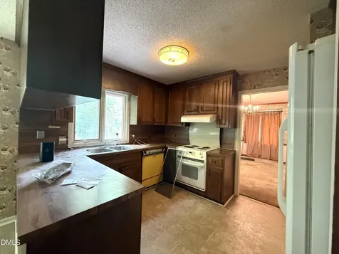 8604 Caswell Court Raleigh NC 27613