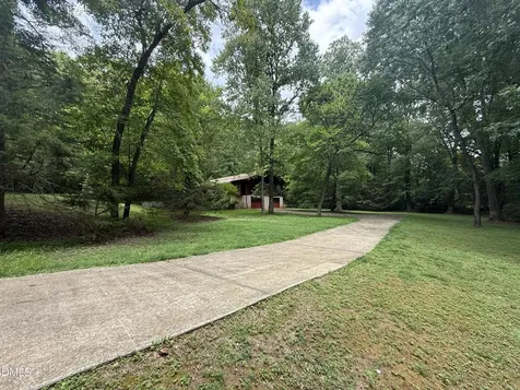 8604 Caswell Court Raleigh NC 27613