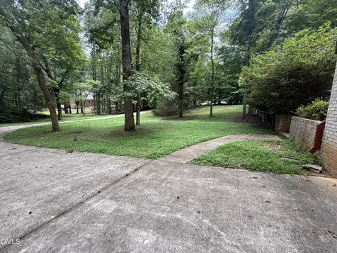 8604 Caswell Court Raleigh NC 27613