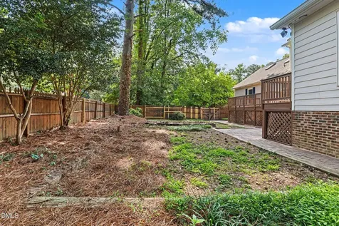 102 Amesbury Lane Cary NC 27511