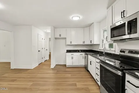 102 Amesbury Lane Cary NC 27511