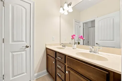 12913 Saxon Way Raleigh NC 27613