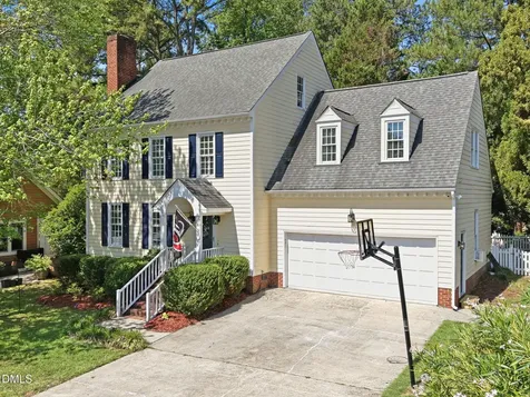 8705 Chatterleigh Circle Raleigh NC 27615