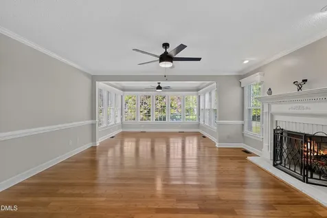 809 Kinsman Court Raleigh NC 27603