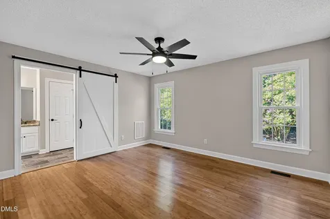 809 Kinsman Court Raleigh NC 27603