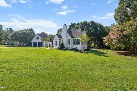 809 Kinsman Court Raleigh NC 27603