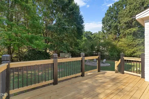 809 Kinsman Court Raleigh NC 27603