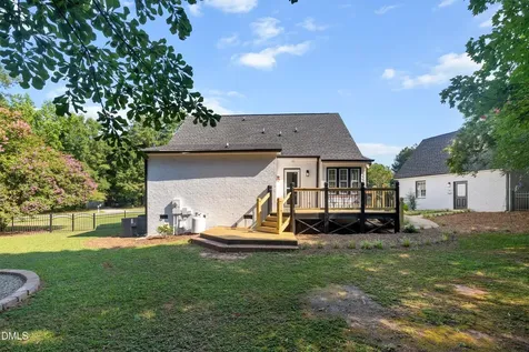 809 Kinsman Court Raleigh NC 27603