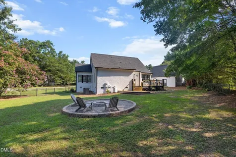 809 Kinsman Court Raleigh NC 27603