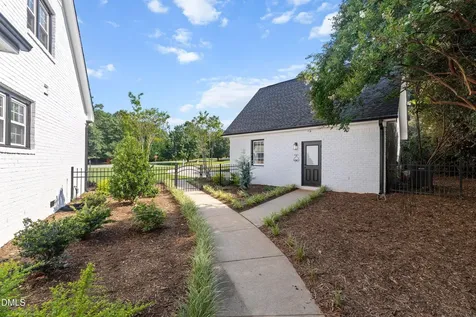 809 Kinsman Court Raleigh NC 27603