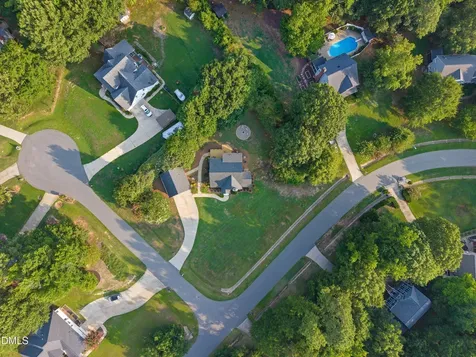 809 Kinsman Court Raleigh NC 27603
