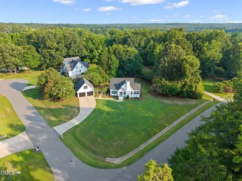 809 Kinsman Court Raleigh NC 27603