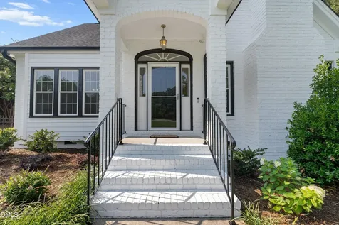 809 Kinsman Court Raleigh NC 27603