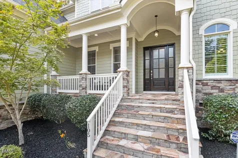 105 Beacon Hollow Place Cary NC 27519