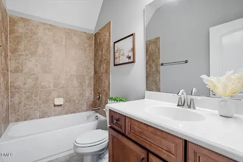 105 Beacon Hollow Place Cary NC 27519
