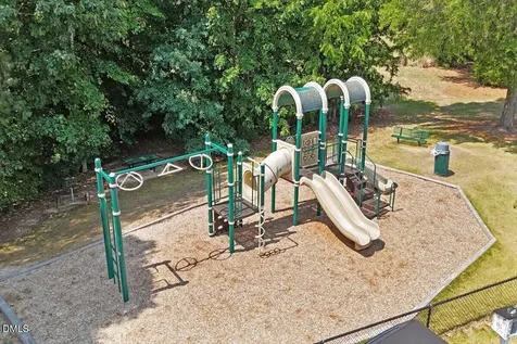 105 Beacon Hollow Place Cary NC 27519
