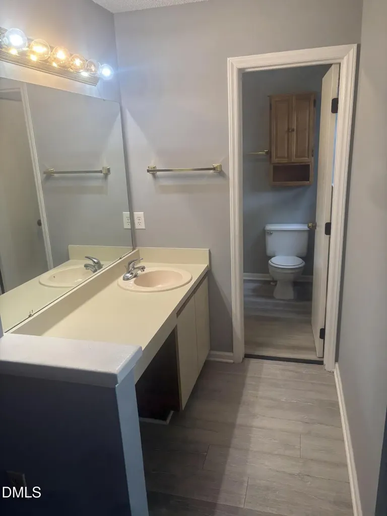 4907 Hollenden Drive Raleigh NC 27616