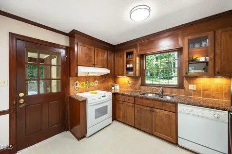 6813 Jean Drive Raleigh NC 27612