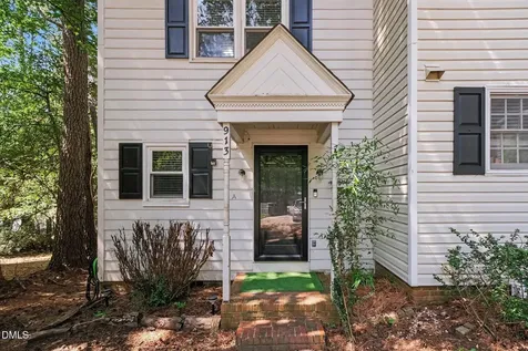 913 Hearthridge Court Raleigh NC 27609