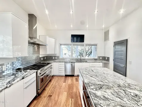 306 Keener Street Cary NC 27511