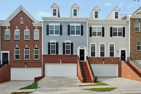 3507 Edgemont Drive Raleigh NC 27612