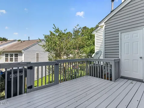4327 Vienna Crest Drive Raleigh NC 27613
