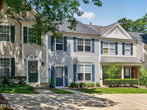 4327 Vienna Crest Drive Raleigh NC 27613