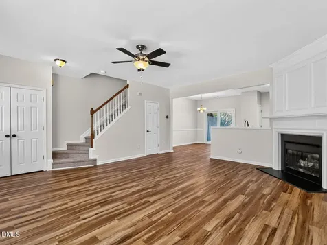 4327 Vienna Crest Drive Raleigh NC 27613