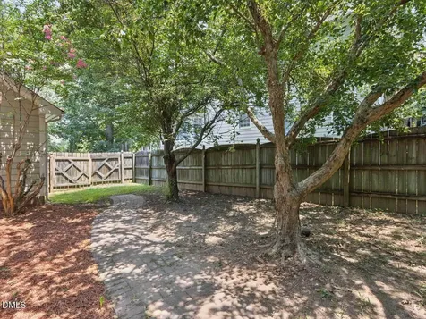 4420 Willow Lake Road Raleigh NC 27616