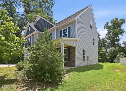 3401 Grosbeak Way Raleigh NC 27616