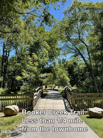 106 Gunston Court Chapel Hill NC 27514