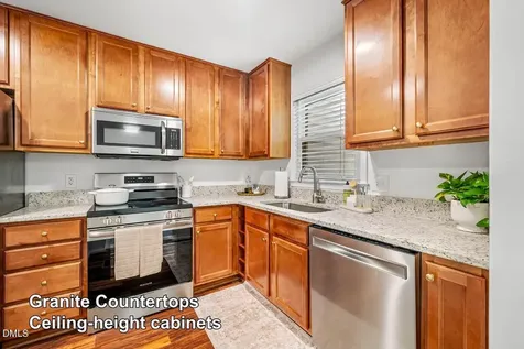 106 Gunston Court Chapel Hill NC 27514