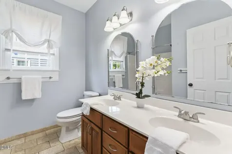 1316 Pendula Path Apex NC 27502
