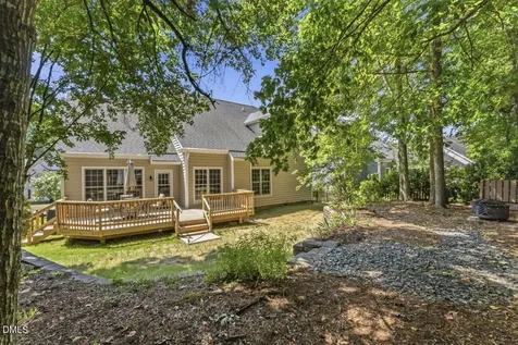 1316 Pendula Path Apex NC 27502