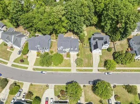 1316 Pendula Path Apex NC 27502
